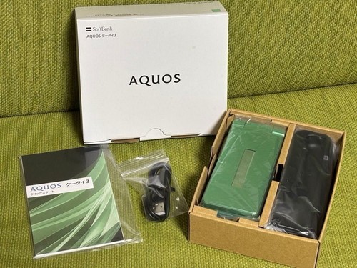 SHARP AQUOS Keitai 3 805SH Green Flip Phone SoftBank SIM Unlocked Japan - Picture 1 of 10