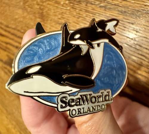 Prendedor Shamu Vintage Sea World Seaworld Orcas Killer Whales ~ Orlando LE #1200 - Imagen 8 de 8