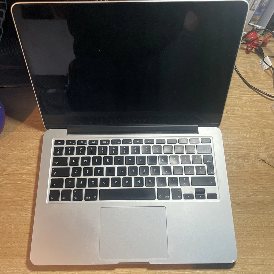Apple MacBook Pro Retina 13-inch Mid 2014 - Image 2 of 4