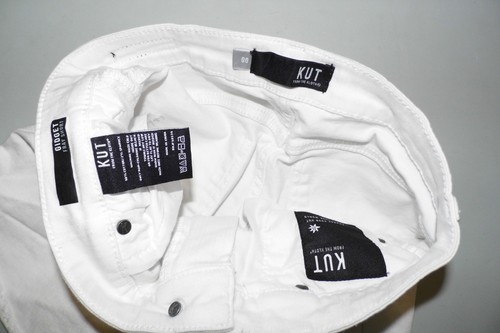Women's Kut from the Kloth GIDGET Fray Short in bright white denim size 00x4L - Picture 2 of 5