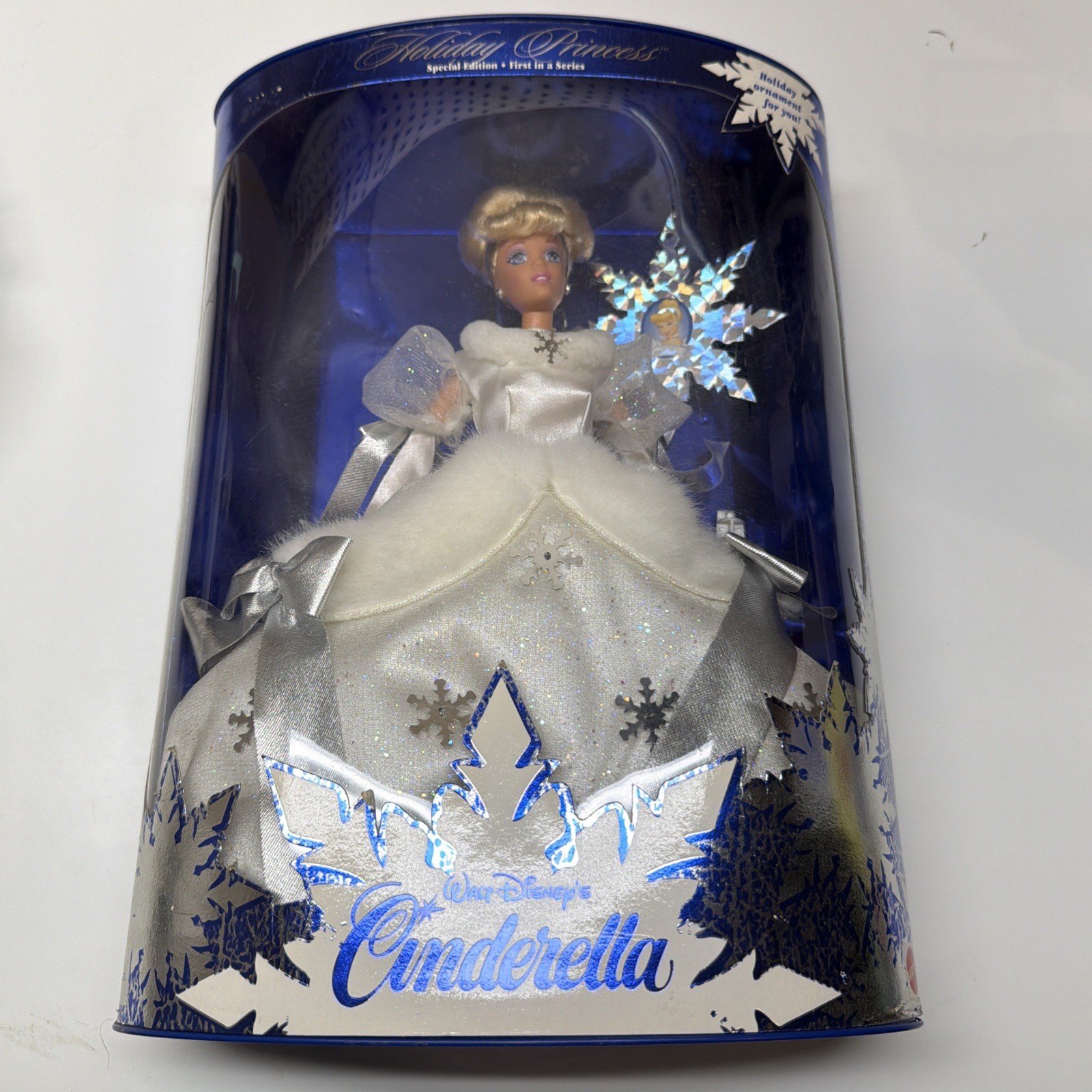 Disney Holiday Princess Cinderella Doll Special Edition 1996