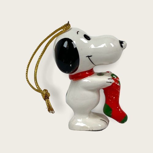1970s Snoopy with Christmas Stocking Peanuts Vintage Ornament - Made in Japan - Picture 2 of 2