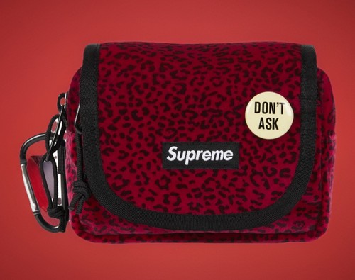 New SUPREME• Velvet Mini Pouch Clutch Purse• Box Logo• Pockets• Tan Leopard• NWT - Picture 6 of 8