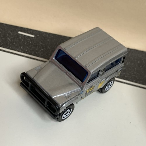 2017 Matchbox MBX Construction Land Rover Ninety 90 Off Road 4x4 Silver NM - Picture 12 of 12