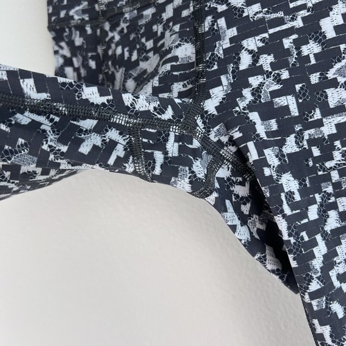 Lululemon Fast Free Tight II 25" *Nulux Pace Lace Graphite Gray Leggings Size 2 - Picture 9 of 9