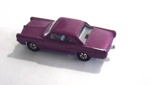 Vintage 1970 Lesney Matchbox Superfast No. 22 Purple Pontiac GP Sports Coupe, EX - Picture 9 of 13