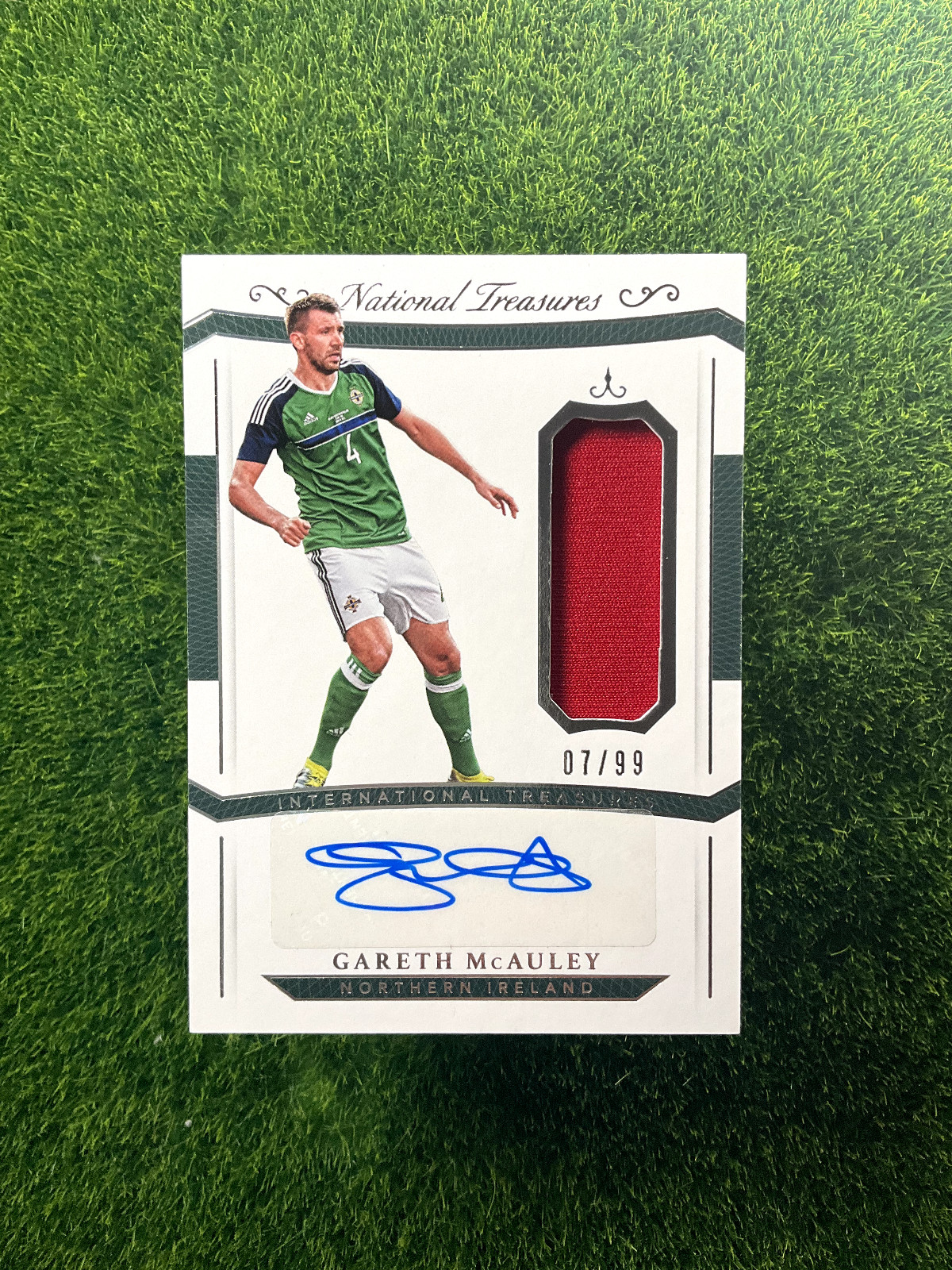 2018 Gareth McAuley Patch Auto /99 National Treasures Rangers North Ireland