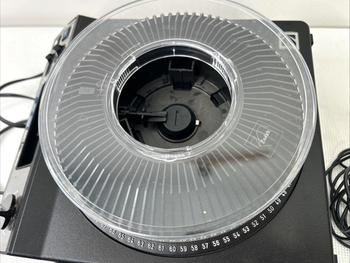 Kodak 5600 Carousel Slide Projector + Hard Case Remote Tested Works NO BULB GUC - Picture 14 of 19