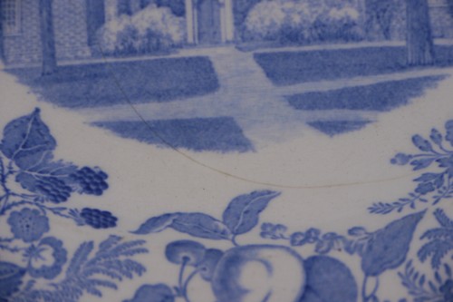 1927 WEDGWOOD HARVARD UNIVERSITY PLATE, HOLDEN CHAPEL, HOLLIS & STOUGHTON HALLS - Foto 4 di 7