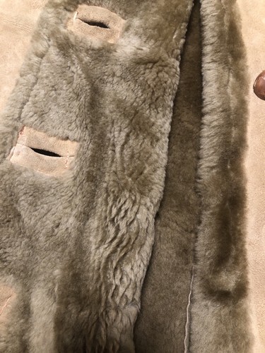 100% Wool Evergreen Farm Wool Shop Sheepskin Shearling Cape Poncho Vintage - Picture 5 of 15