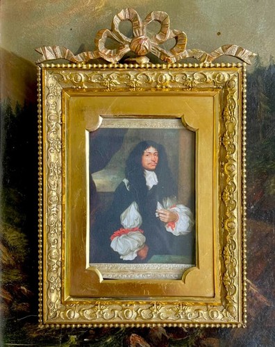 PAIR 19TH FRENCH PICTURE FRAME BRONZE GILDED WITH TIED RIBBON - Picture 4 of 10