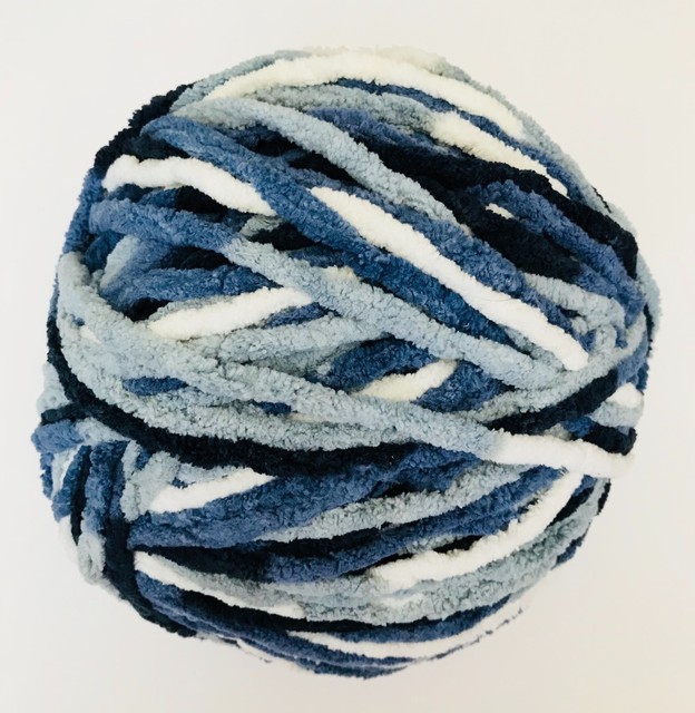 Baby Blue Gauge 6 Super Bulky Bernat Baby Blanket Yarn 3.5 oz