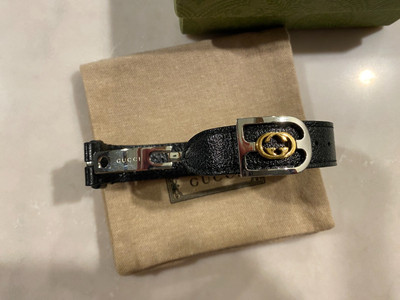 Neu GUCCI Armband schwarz Leder & 18kt Gelbgold GG Logo mit Box und Etui