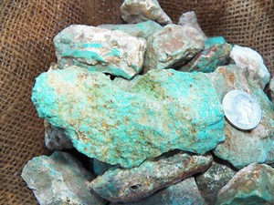 2000-Carat-Lots-of-Natural-Turquoise-Rough-a-Free-Faceted-Gemstone