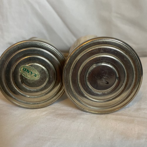 Par de candelabros/jarra de metal y ágata de alabastro de piedra de ónix vintage - Imagen 9 de 18
