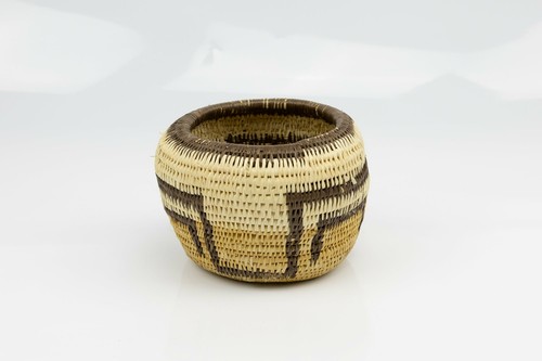 Cesta vintage tejida a mano hecha por artesanos indígenas - Imagen 3 de 10