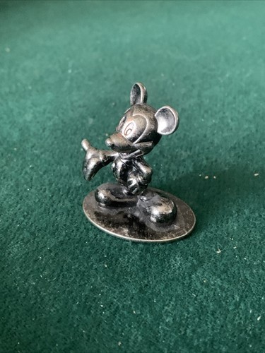 Figurina vintage DISNEY Topolino in peltro 1-3/4" - Foto 2 di 8