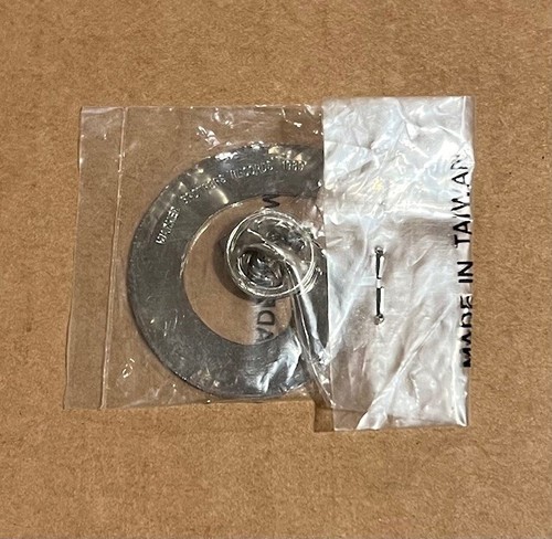 Laurie Anderson - Strange Angels ULTRA RARE promo lapel pin (SEALED) - Picture 2 of 2