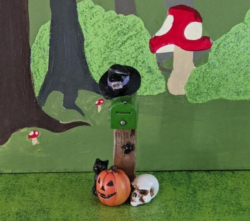 Miniature Halloween Mailbox for Fairy Gnome Troll Garden 3.75" New in Pkg - Picture 7 of 8
