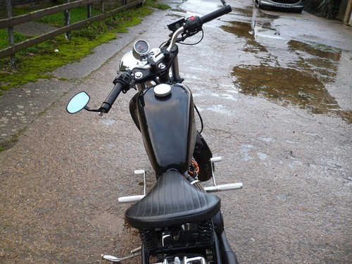 bobber motorcycle - Picture 10 of 10