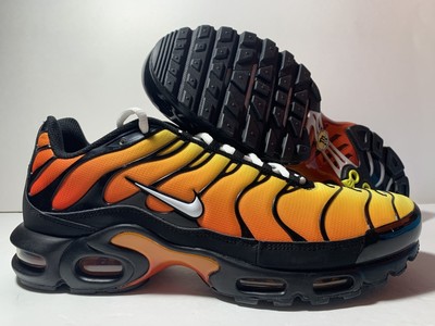 nike air max plus tiger orange