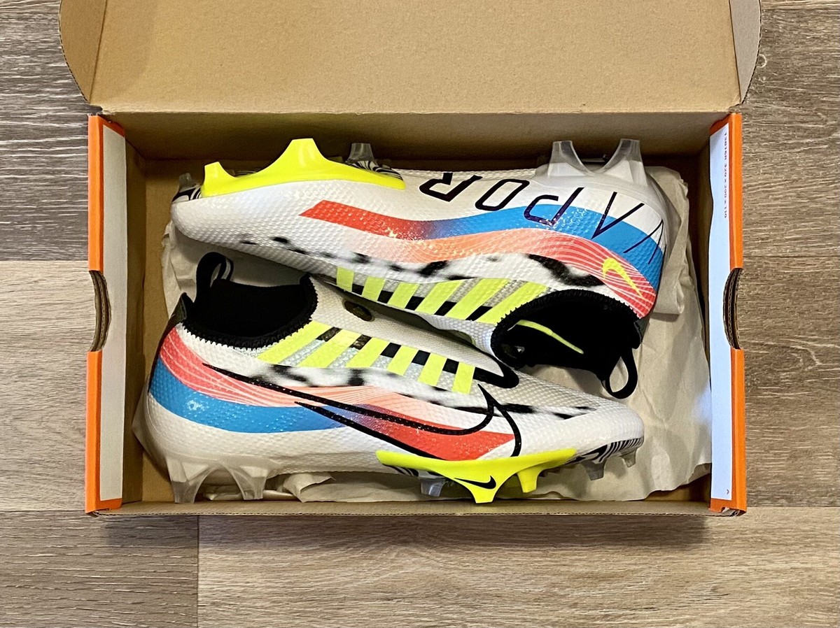 Nike Vapor Edge Pro 360 Football Cleat White Volt OBJ (DR5398-100) Size 13 NEW Amazon.com | Nike Vapor Edge 360 Pro Football Cleats  main image 2