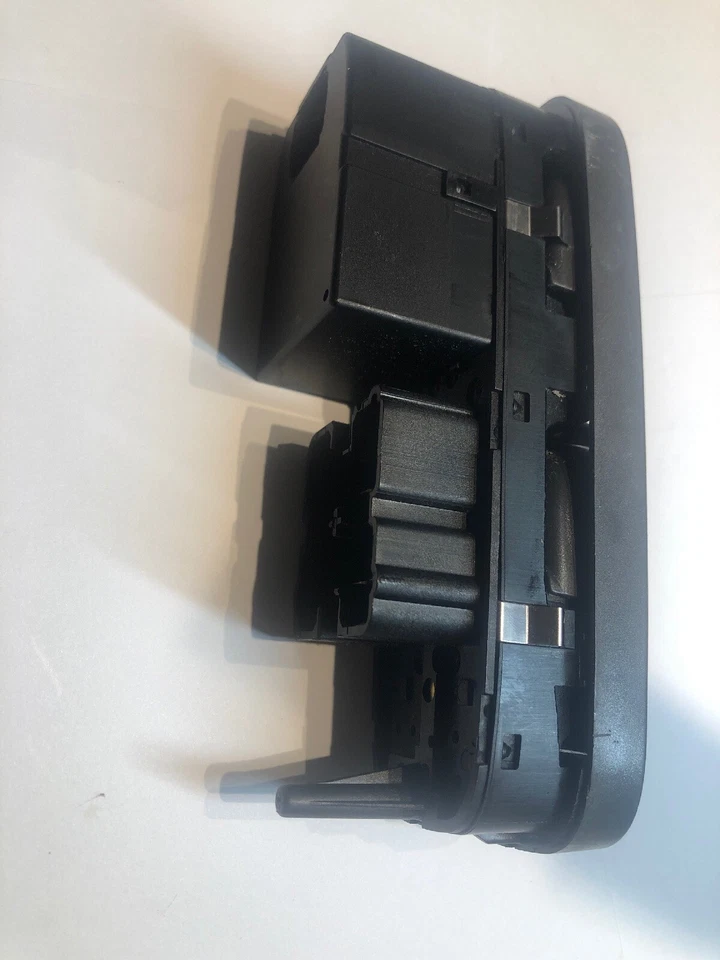 Interruptor de control maestro de ventana eléctrica para 98-00 Volvo V70 S70 XC70 8638452 Foto 3 de 4