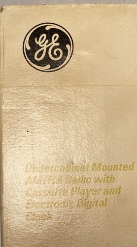 GE Spacemaker 7-4260 Kitchen AM / FM Radio w/ Cassette Player, White NEW In Box - Picture 3 of 8