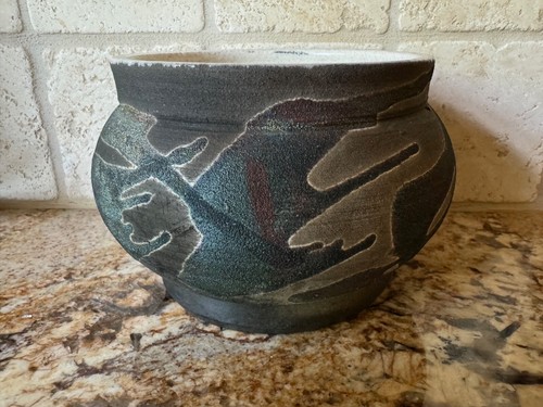 Artisan Raku Pottery Bowl Vase Hawaii Signed Lovein 4" x 5.75" - Picture 4 of 7