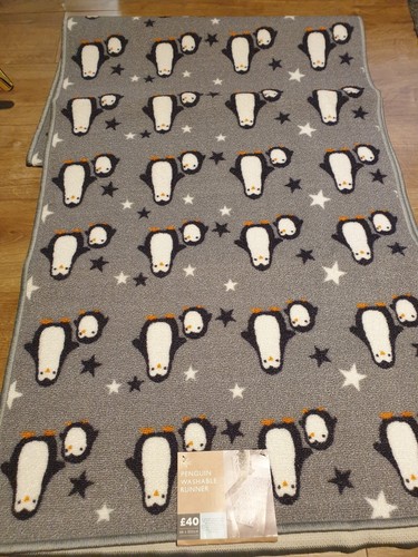 Next Pinguin waschbarer Läufer Größe: 66*300 cm Neu mit Etikett