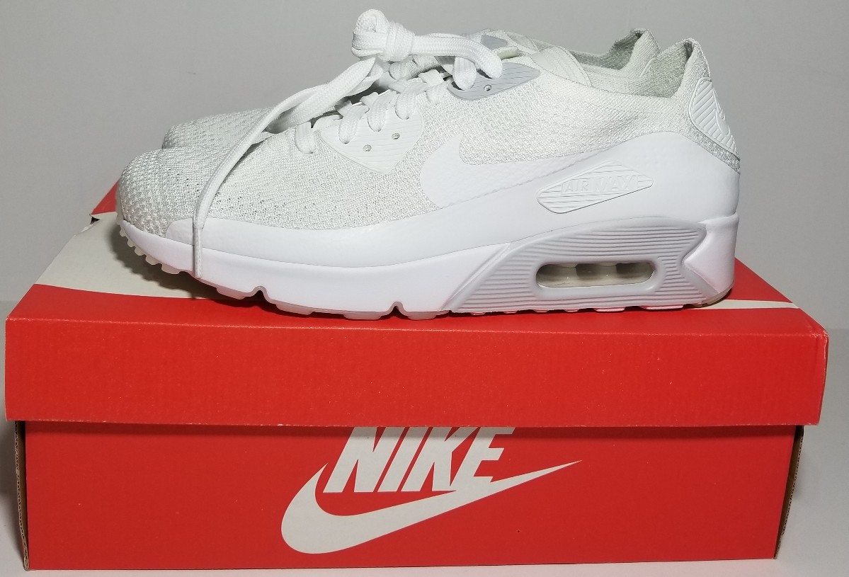 NEW NIKE AIR MAX 90 Ultra 2.0 Flyknit White Shoes 875943-101 SZ 9.5 NEW NIKE AIR MAX 90 Ultra 2.0 Flyknit White Shoes 875943-101 SZ 9.5