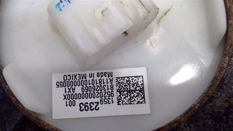 2017-2021 CHEVROLET TRAX FUEL TANK 95367339 - Image 3 of 4