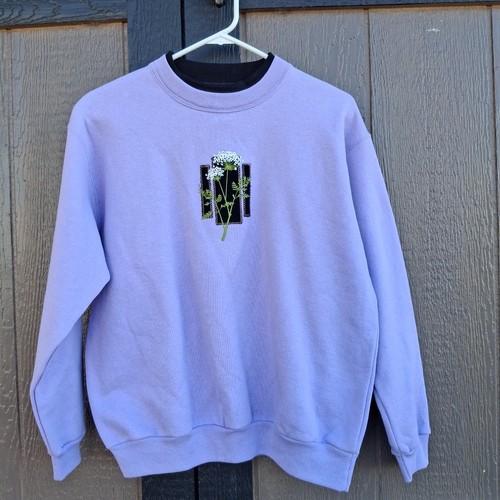 Sudadera Pullover Top Stitch by Morning Sun Púrpura Floral Bordada Pequeña M - Imagen 1 de 8