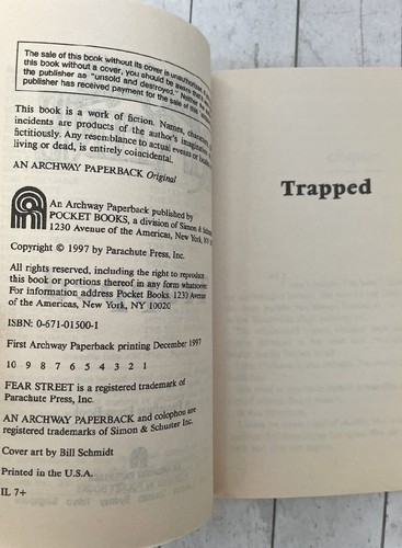 Trapped Fear Street No. 51 by R L Stine Horror 1ST PRNT 1997 ARCHWAY PUB PB VNTG - Picture 4 of 6
