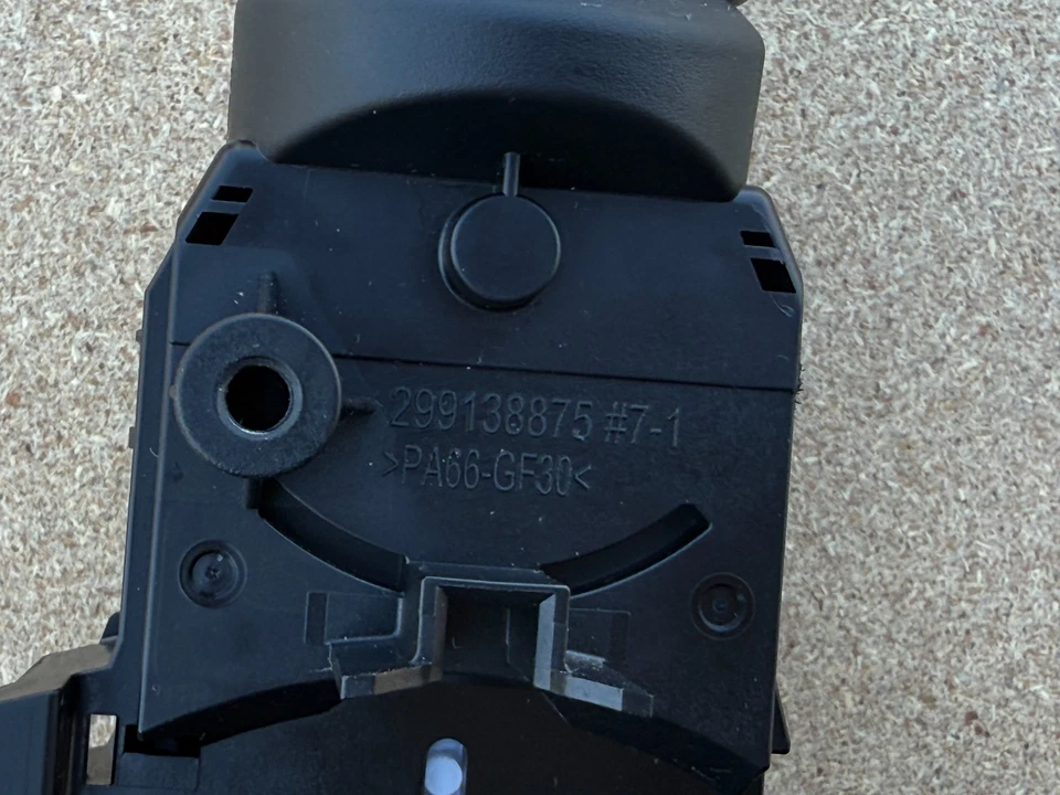 Interruptor de control de señal de giro del faro HYUNDAI ELANTRA 2011-2016 OEM Foto 3 de 4