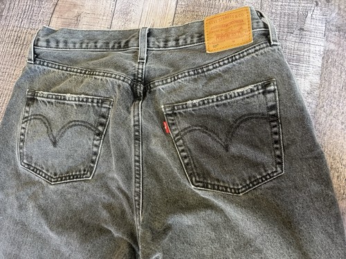 Levi's Premium Women 501 '90s Straight Leg Mid Rise Button Fly Jeans Black 31x29 - Picture 3 of 15