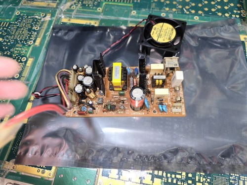 Fuente de alimentación Tandy 1000 HX original Tandy 8790097 con cable y ventilador Mitsumi SOLO - Imagen 10 de 18