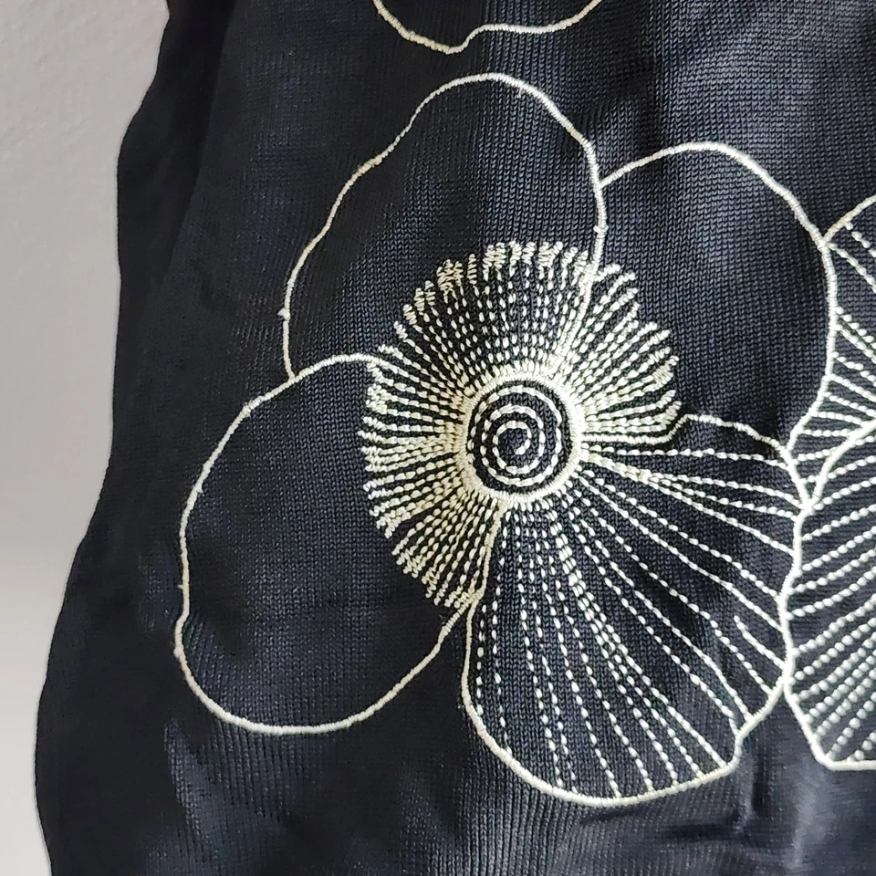 Suéter Jones New York Cuello Alto Negro Floral Bordado Sin Mangas Tejido XL Foto 4 de 4