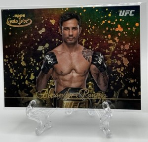 Alexandre Pantoja 2024 Topps Gold Label UFC Gold Splatter #GSP-24 Case Hit SP!