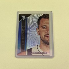 2024-25 Totally Certified - Luka Doncic Portraits!