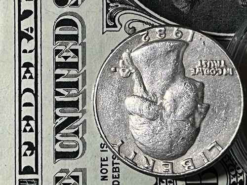 1982-D Quarter Filled Mint Mark - Picture 12 of 14