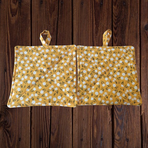 Handmade Potholder, Set of 2, Reversible Gold Floral and Cottage Quilted Hot Pad - Picture 3 of 7