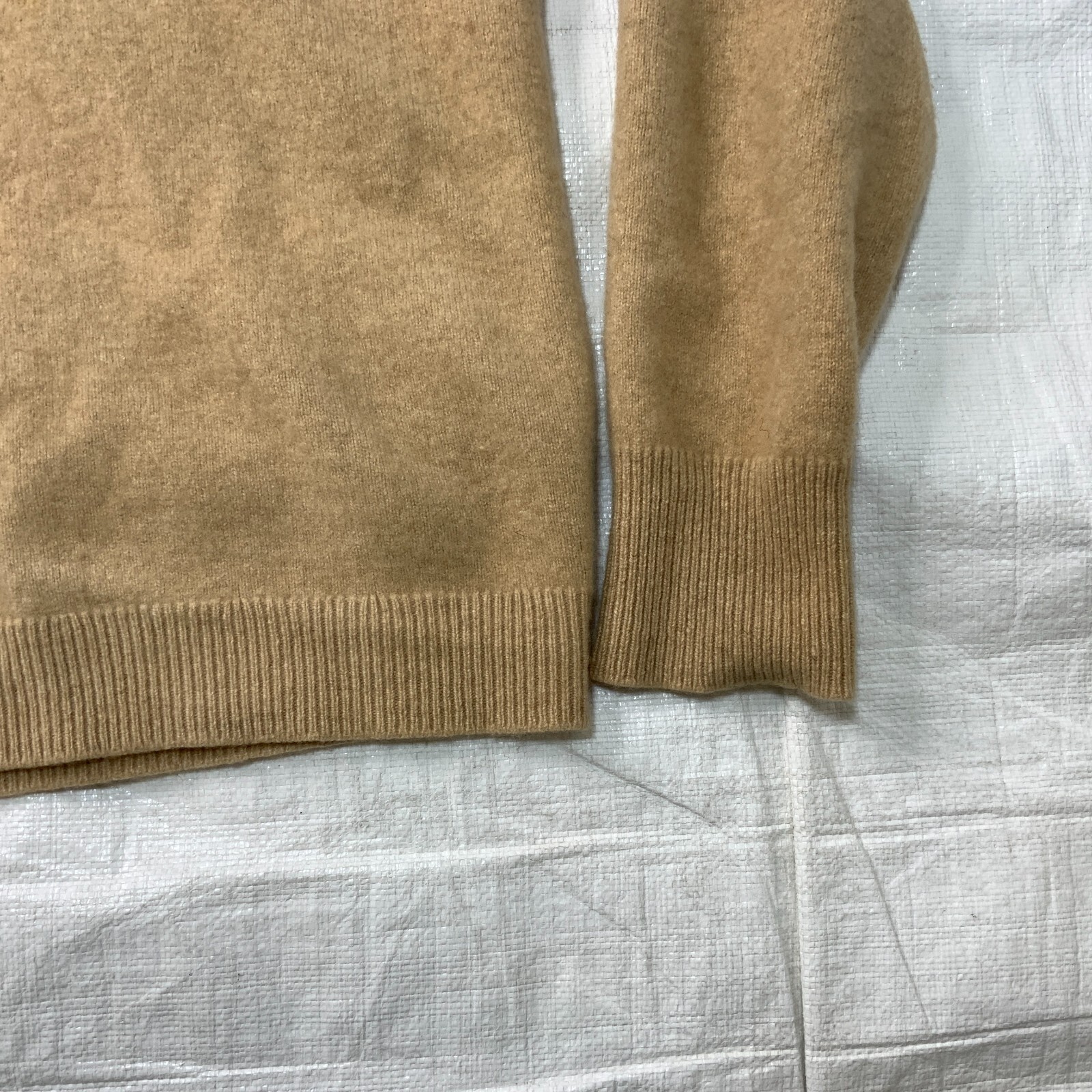 Foto 5 di 9