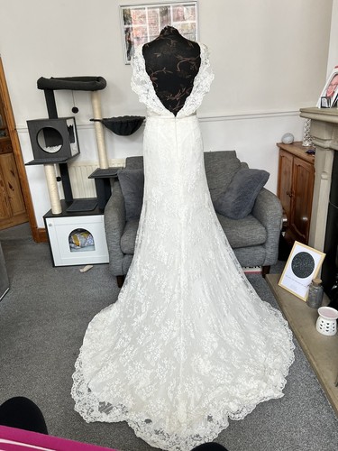 New Lusan Mandogus Ivory ‘Loviisa’ Wedding Dress UK 12 Ex Sample Rrp £2400 - Picture 14 of 22
