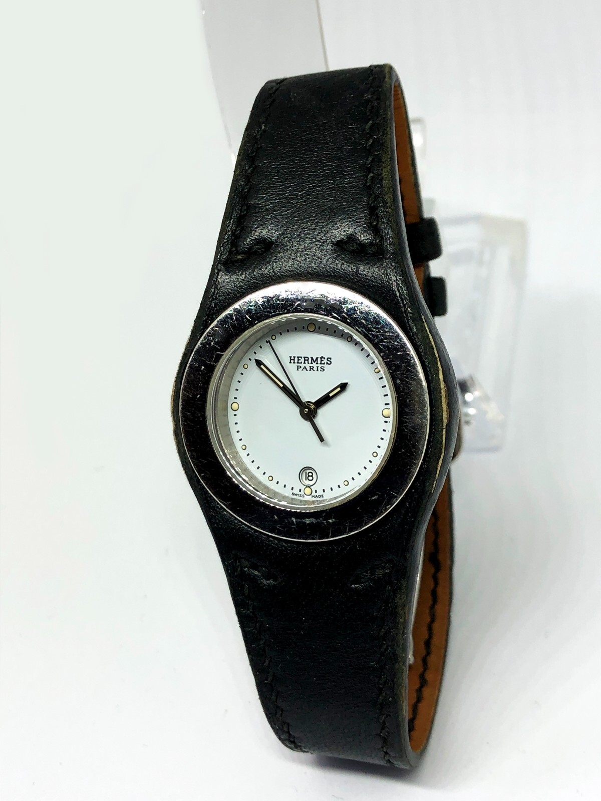 HERMES Harnais HA3.210 Quartz Watch. 30mm Case. White Dial. Date. Women`s.