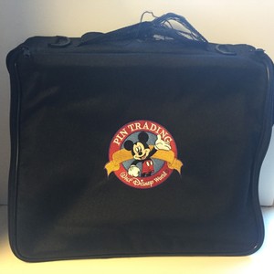 Disney-World-Pin-Trading-Logo-Pin-Bag-Mickey-Mouse-Disney-Pin-16583-3