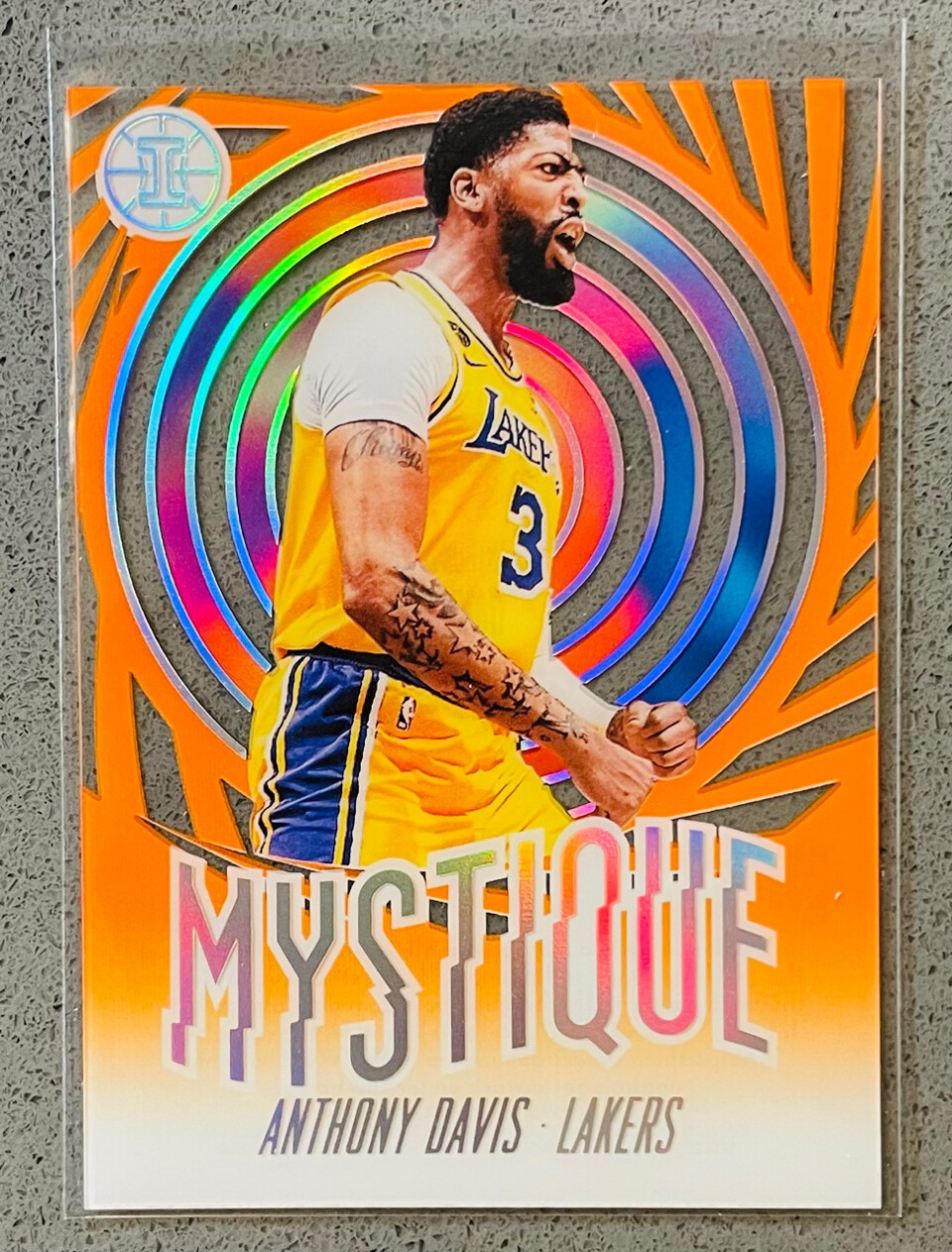 2019-20 Panini Illusions Basketball #2 Anthony Davis Mystique Orange Insert Card