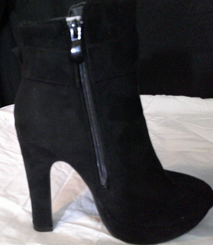 Dream Pairs Kailey-1 Platform Stiletto Ankle Boots - Black Suede-New in Box - Picture 5 of 12