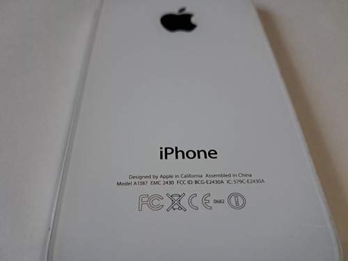 iPhone 4s A1387. Turns On. NO Passcode. No Cracks White. - Afbeelding 3 van 13