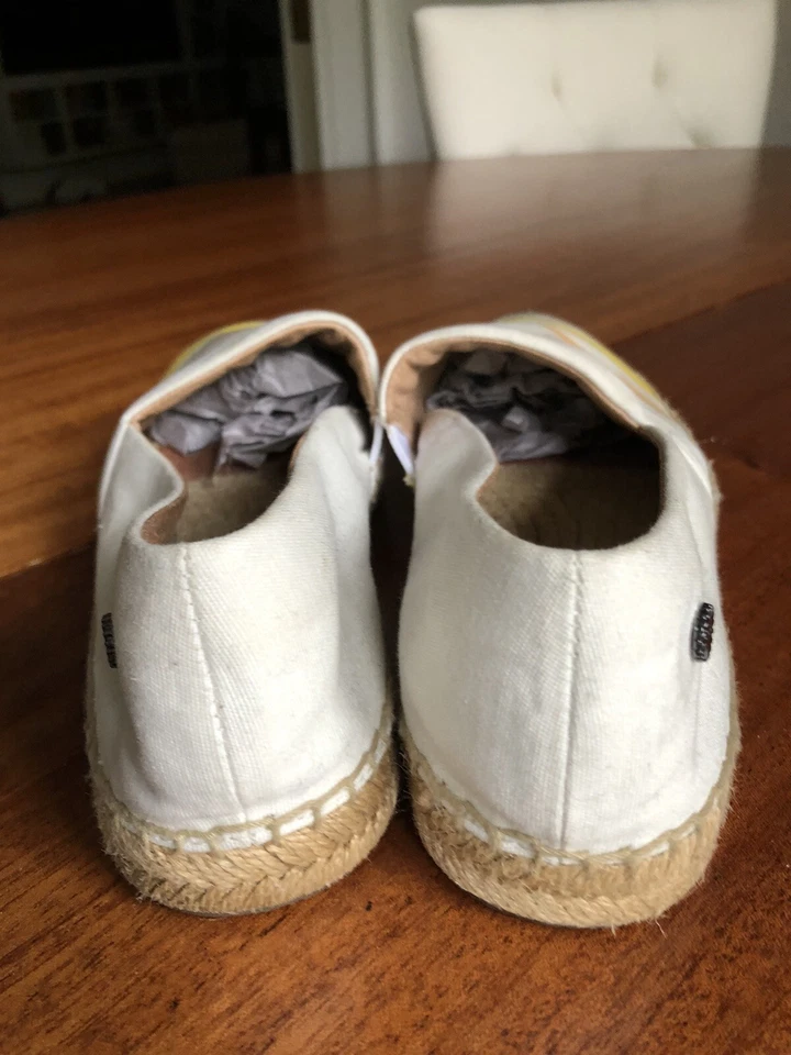 Ugg 1090230 Renada Zapatos Mujer 7 Marfil Amarillo Beige Rayas Alpargata Planos Foto 3 de 4